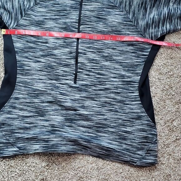 Columbia Gray & Black Space Dye 3/4 Zip - Picture 3 of 6